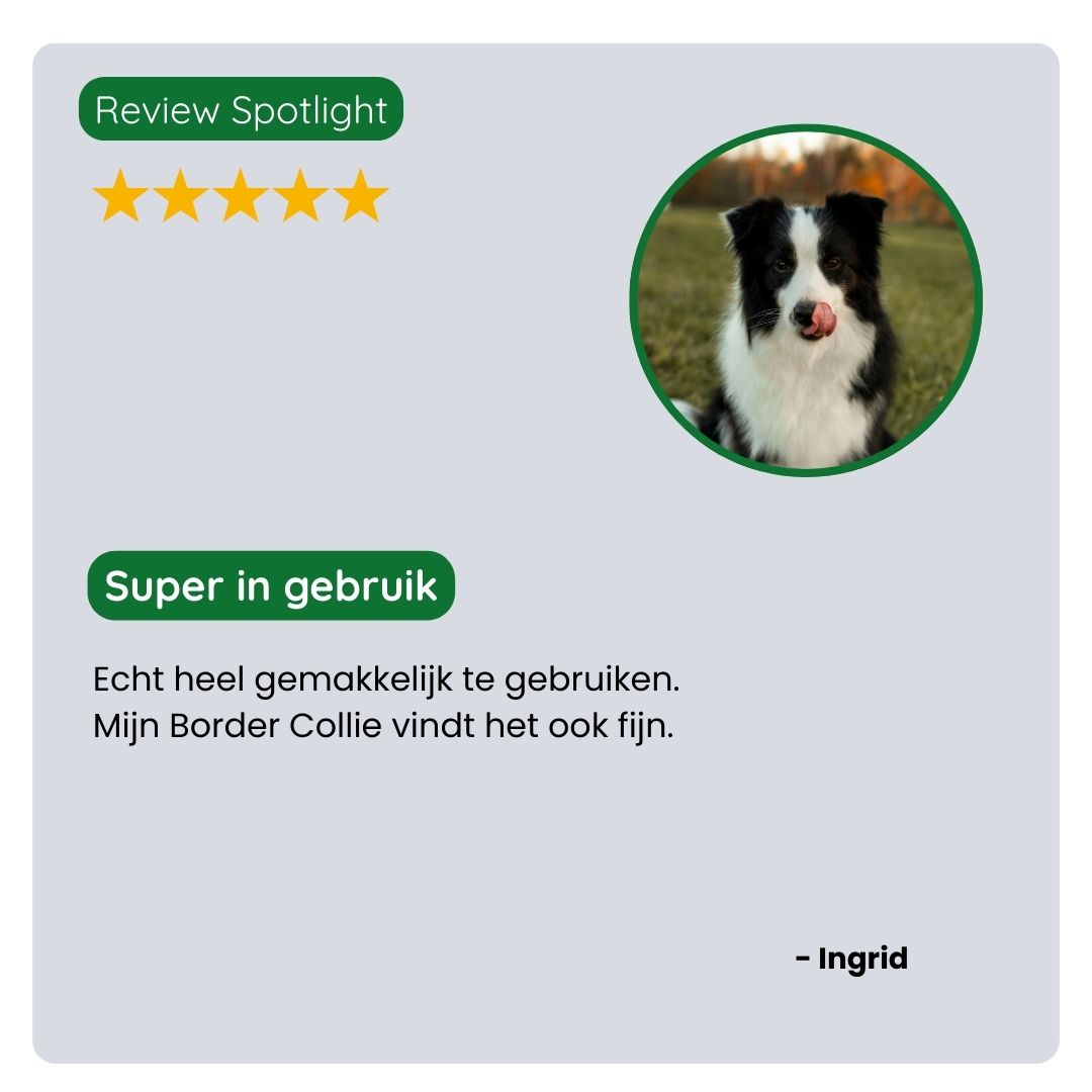 Klant deelt positieve ervaring met de TraumaPet Vingertandenborstel: eenvoudig in gebruik, beter controle tijdens het poetsen en minder stress bij hun huisdier.