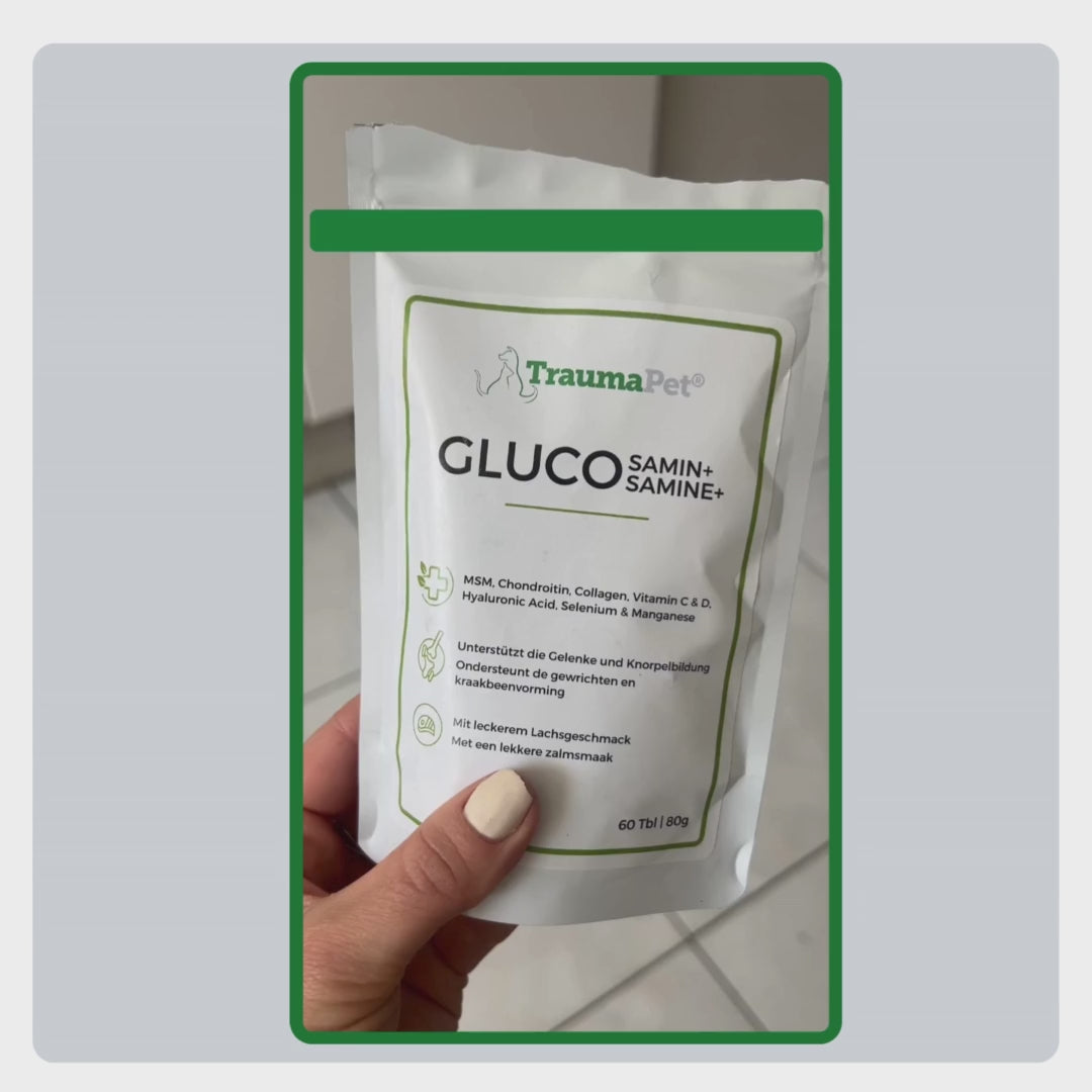 Video-uitleg hoe TraumaPet Glucosamine+ correct wordt gebruikt. Juiste dosering bepalen, mengen met voer en dagelijks toedienen voor optimale gewrichtsondersteuning.